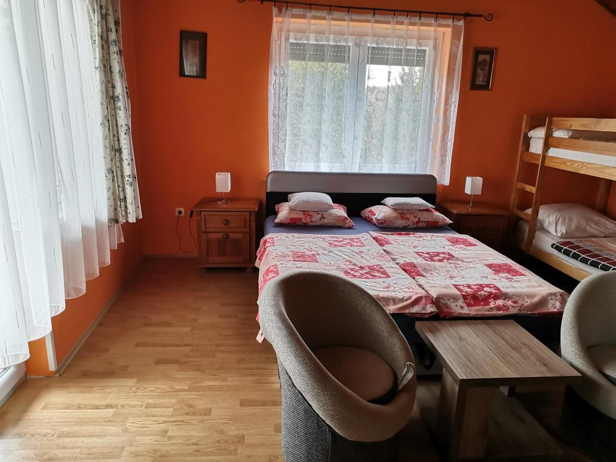מלון Parádsasvár Fenyo Vendeghaz מראה חיצוני תמונה